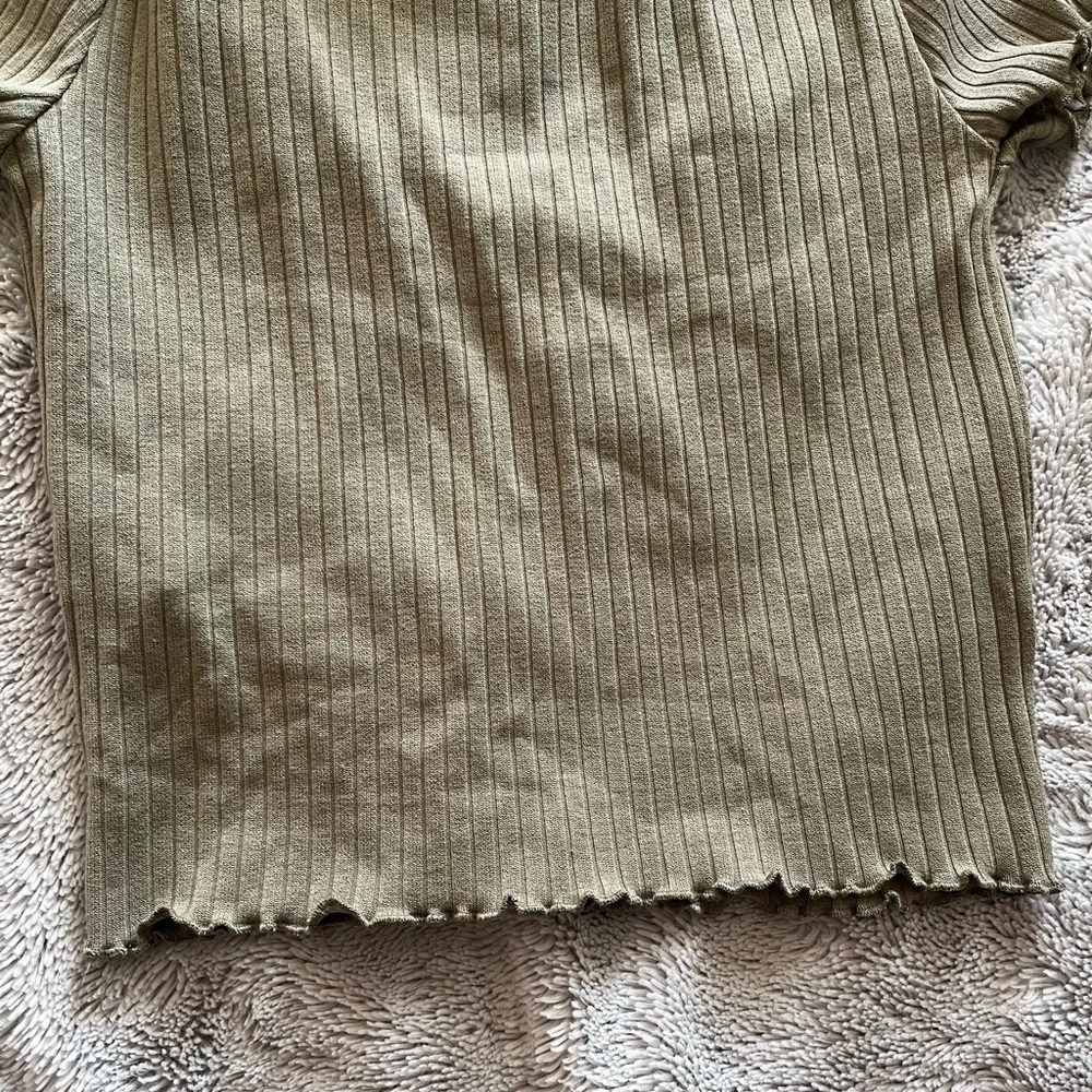 Forever 21 Knit Top - Picture 6 of 6